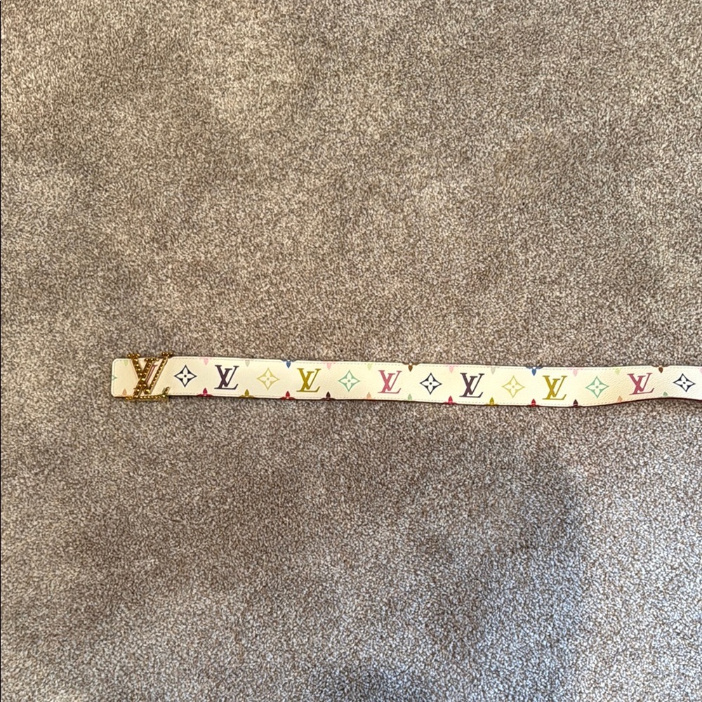 Louis Vuitton Belt - Picture 3 of 10